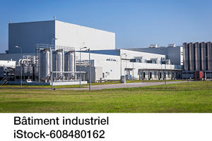 Batiment-industriel-iStock-608480162